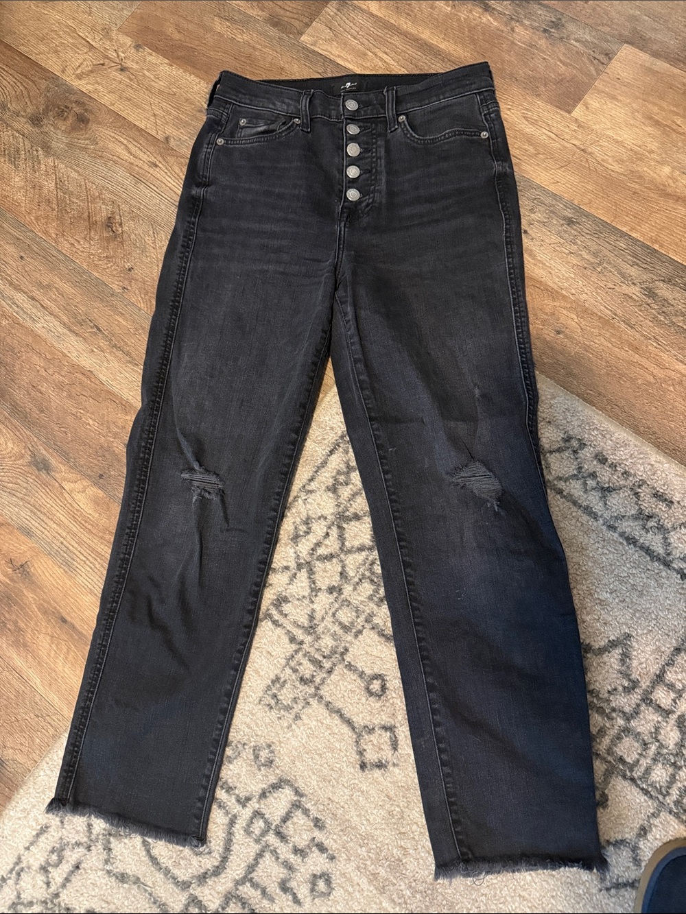 7 For All Mankind High Waist Cropped Straight Button-Fly Jeans black 28